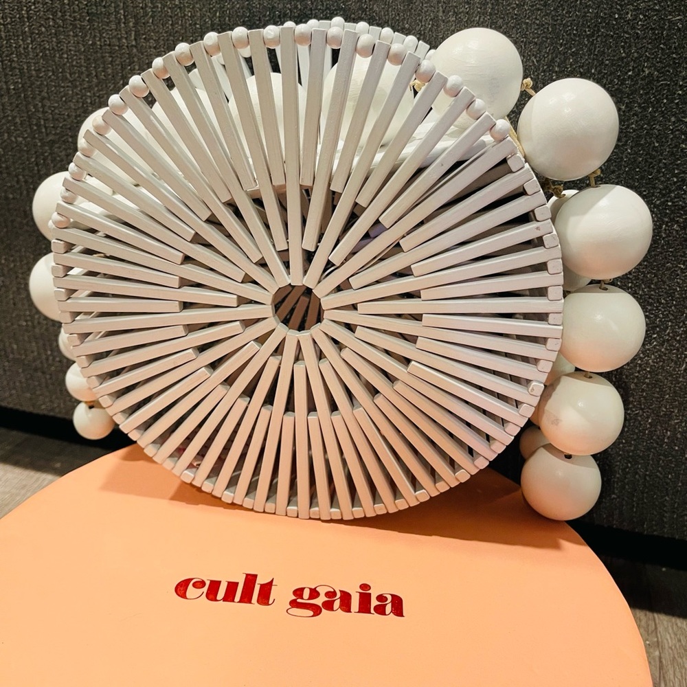 Cult Gaia Luna White Bamboo Round Bag